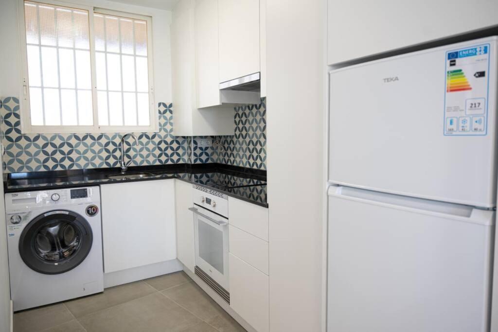 Apartamento Entero A 1 Minuto De La Playa Benidorm Exteriör bild